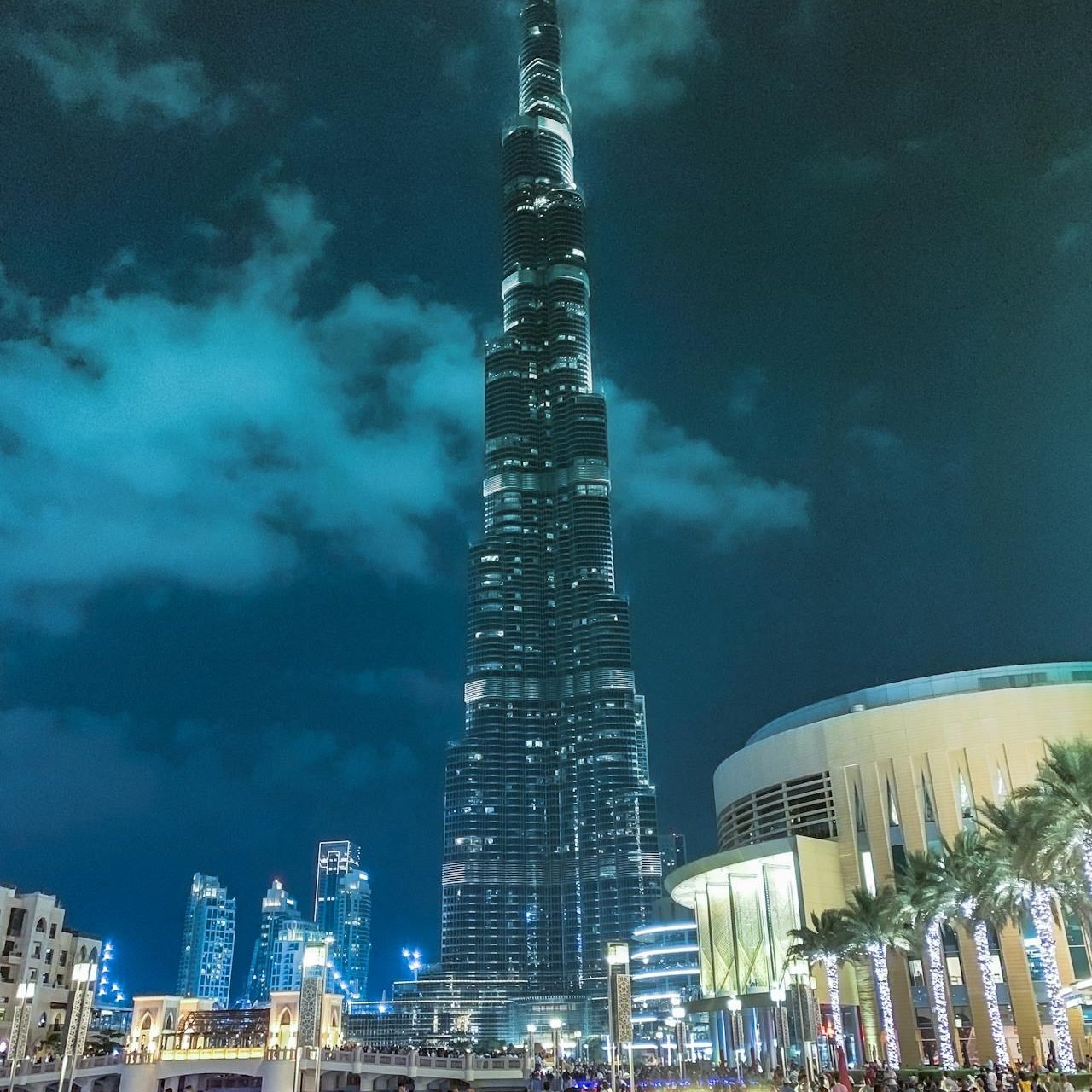 pexels-zaib-1707310 (1)